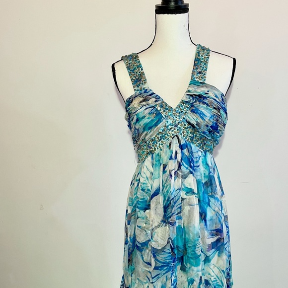 Beautiful Blue & Gold Formal Dress! - Picture 3 of 7